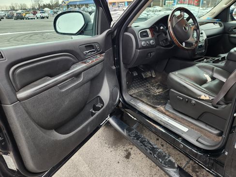 Used 2012 GMC Sierra 2500 Denali w/ Suspension Package, Off-Road image 6