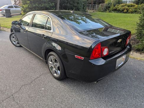 Used 2010 Chevrolet Malibu LT w/ Power Convenience Package image 9