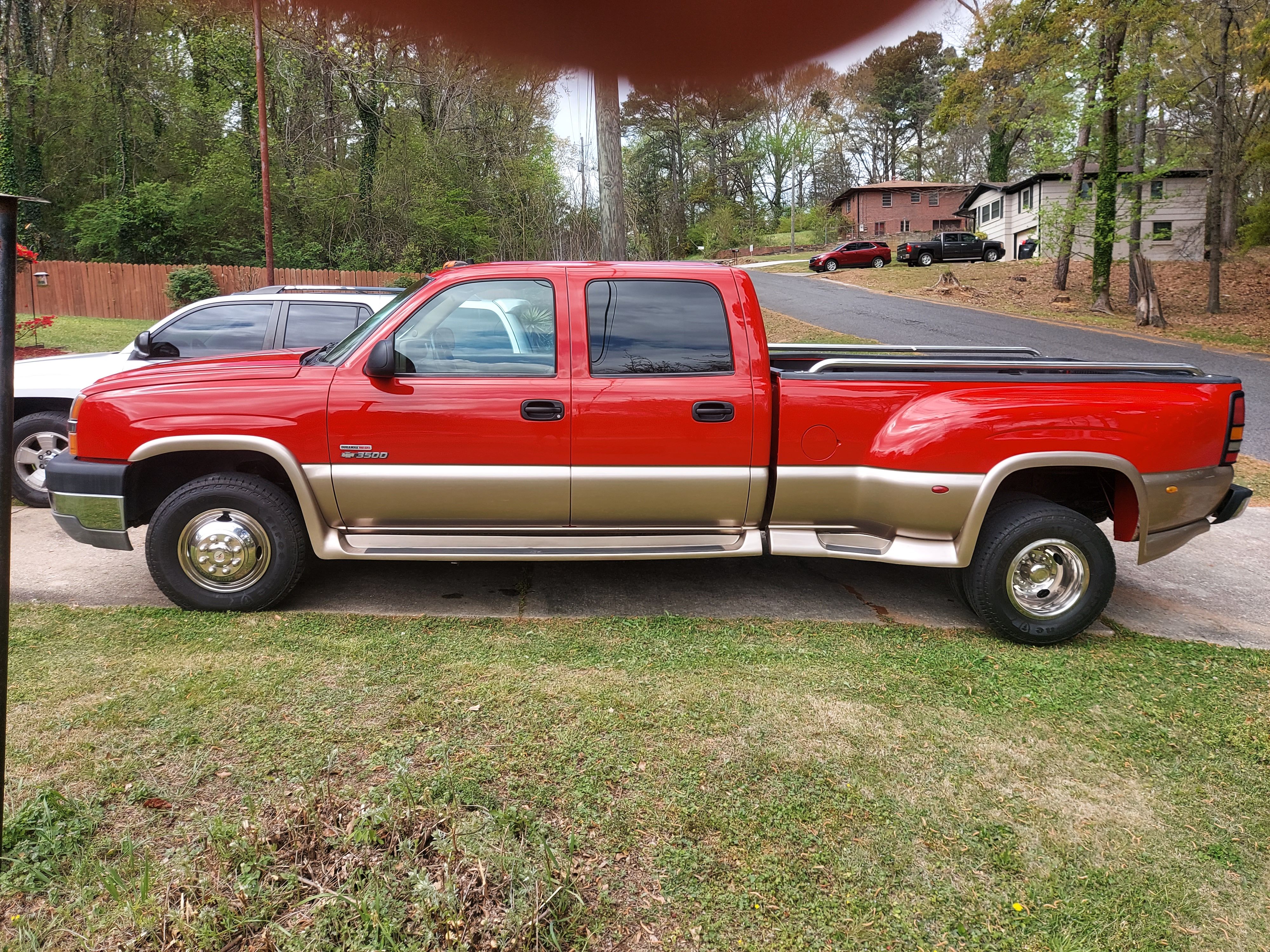 Used 2003 Chevrolet Silverado 3500 LT RWD image 2