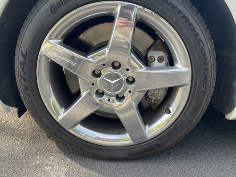 Used 2005 Mercedes-Benz CLK 500 Coupe image 18