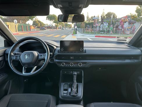 Used 2023 Honda CR-V Sport image 10