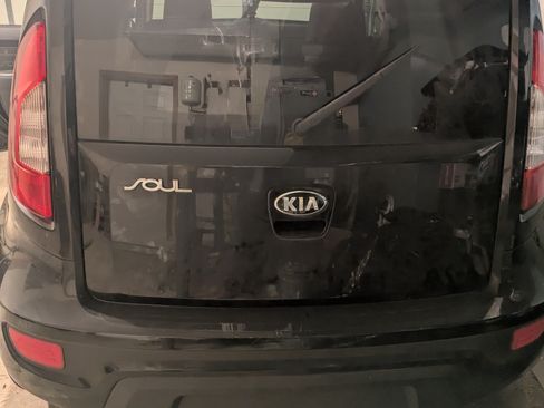 Used 2013 Kia Soul + image 10