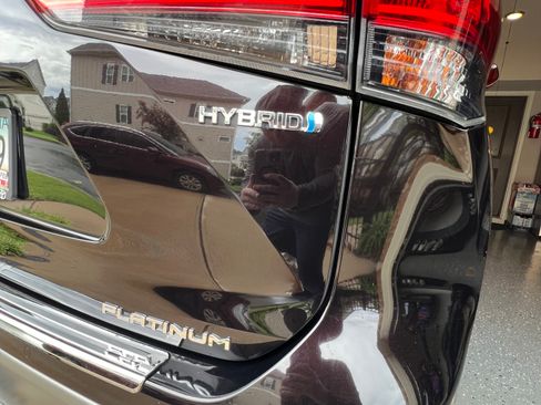 Used 2022 Toyota Highlander Platinum AWD/4WD image 8