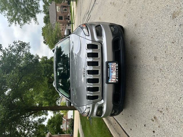 Used 2014 Jeep Cherokee Latitude AWD/4WD image 1