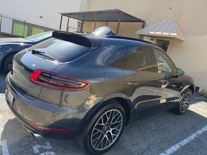 Used 2018 Porsche Macan Sport Edition