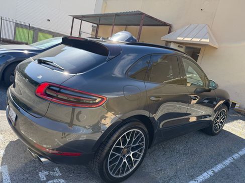 Used 2018 Porsche Macan Sport Edition image 1