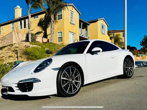 Used 2013 Porsche 911 GT3 RS image 4