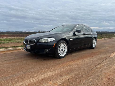 Used 2013 BMW 535i xDrive Sedan AWD/4WD image 25
