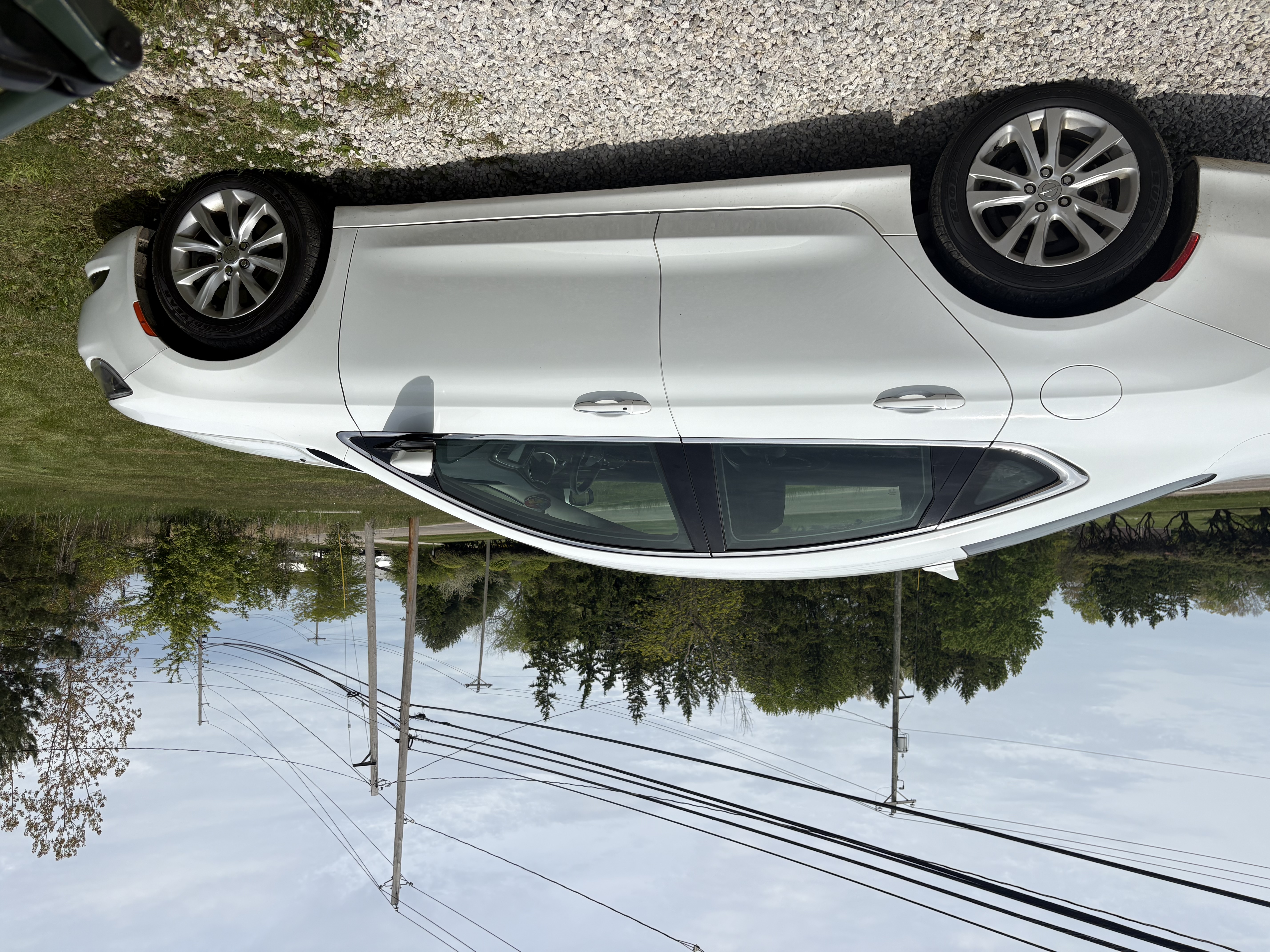 Used 2015 Chrysler 200 C w/ Navigation & Sound Group I FWD image 8