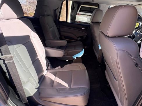 Used 2020 Chevrolet Tahoe LT image 12