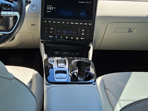 Used 2024 Hyundai Tucson Limited image 14