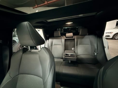 Used 2025 Toyota bZ4X FWD image 8