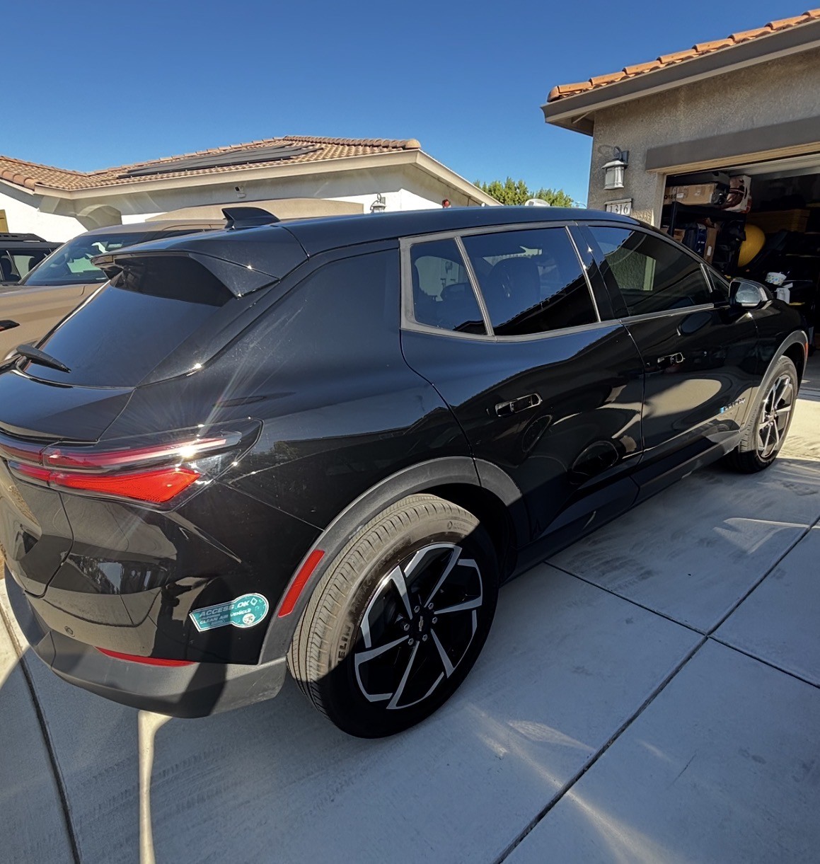 Used 2025 Chevrolet Equinox EV LT w/ Comfort Package FWD image 5