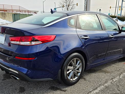 Used 2019 Kia Optima LX image 5