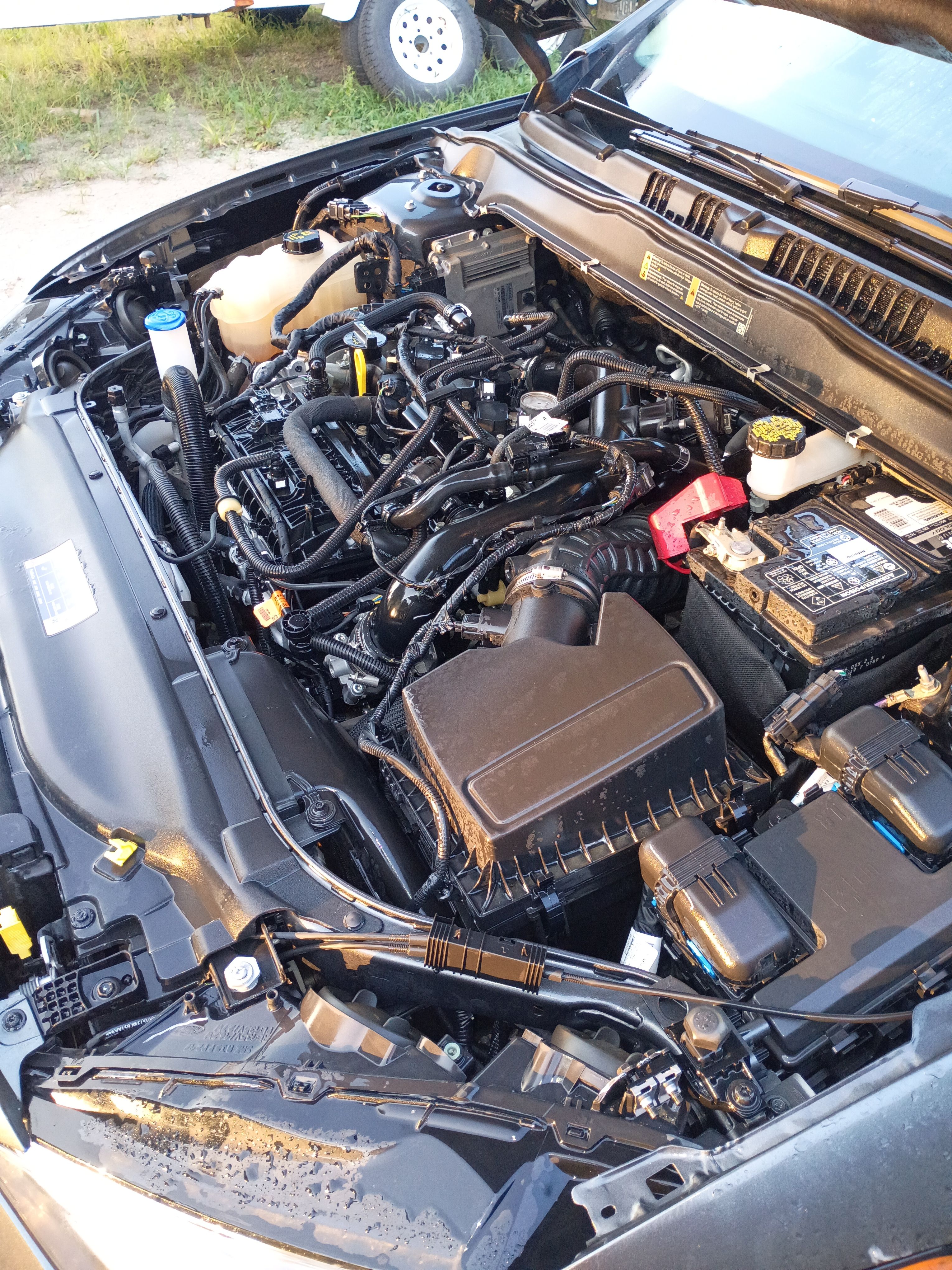 Used 2020 Ford Fusion SE FWD image 19
