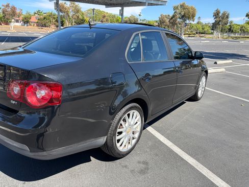 Used 2008 Volkswagen Jetta Wolfsburg Edition image 12