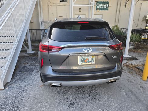 Used 2019 INFINITI QX50 Luxe image 2