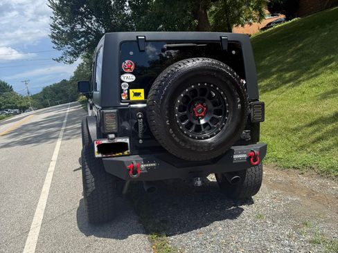 Used 2011 Jeep Wrangler Unlimited Sport AWD/4WD image 6