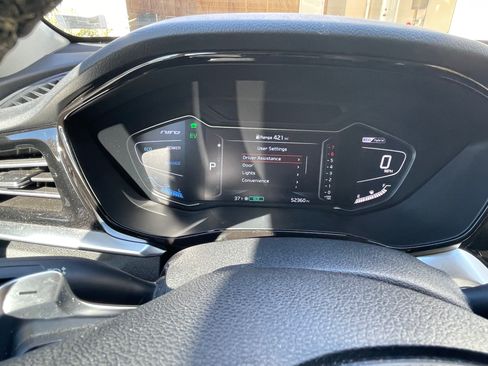 Used 2021 Kia Niro Touring image 14