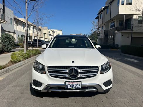 Used 2018 Mercedes-Benz GLC 300 300 Sport Utility 4D image 1