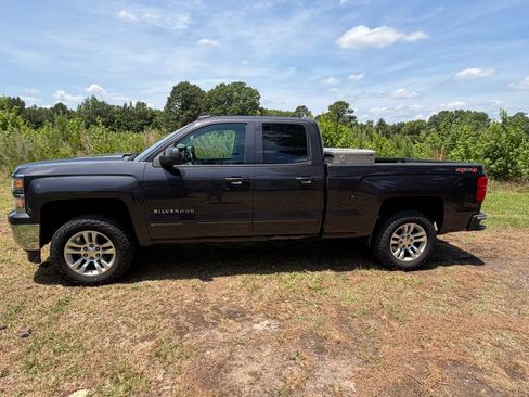 Used 2015 Chevrolet Silverado 1500 LT w/ All Star Edition AWD/4WD image 4