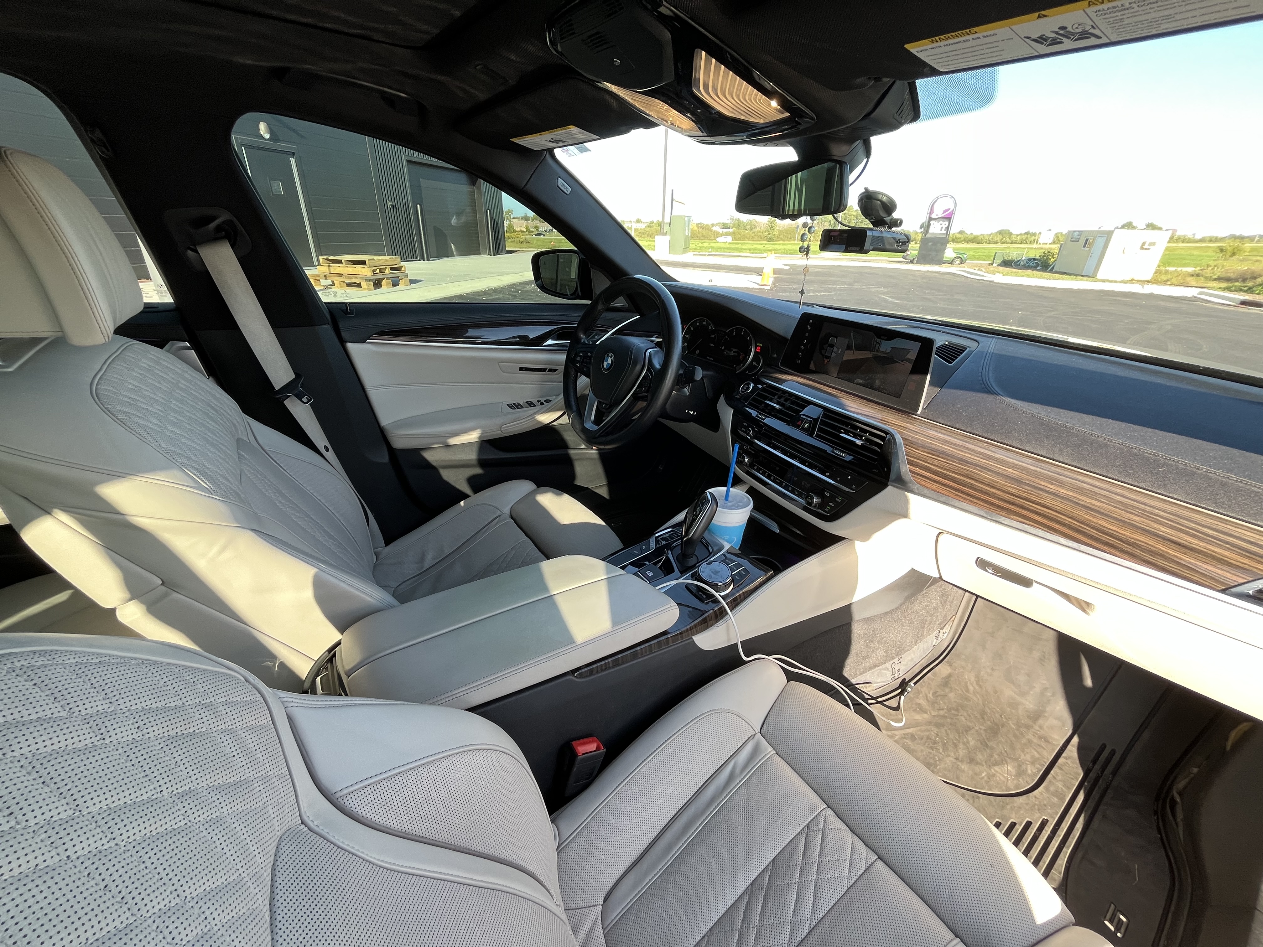 Used 2017 BMW 540i xDrive AWD/4WD image 11