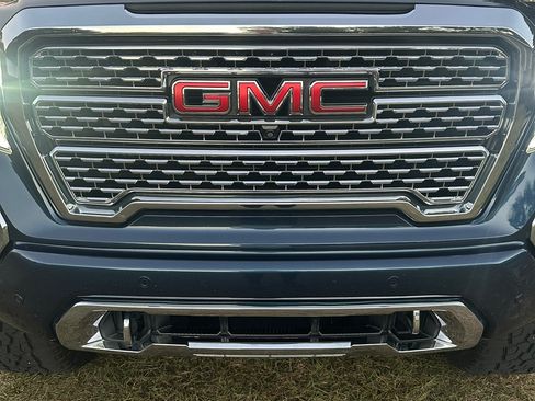 Used 2020 GMC Sierra 1500 Denali w/ Denali Ultimate Package image 10