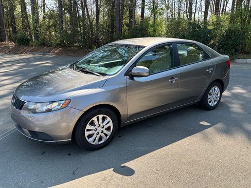 Used 2012 Kia Forte EX image 1