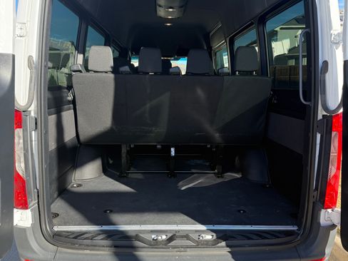 Used 2025 Mercedes-Benz Sprinter 2500 image 16