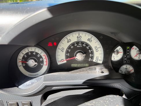 Used 2007 Toyota FJ Cruiser 4WD image 2
