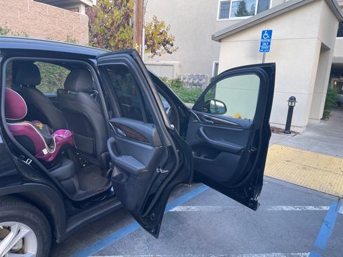 Used 2019 BMW X3 sDrive30i w/ Driving Assistance Package image 9