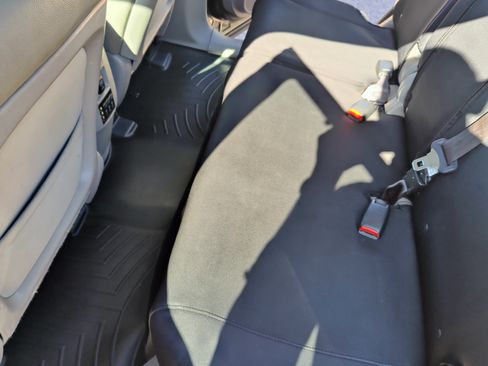 Used 2015 Honda Pilot Touring image 21