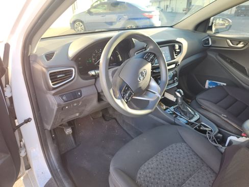 Used 2019 Hyundai Ioniq Blue image 4
