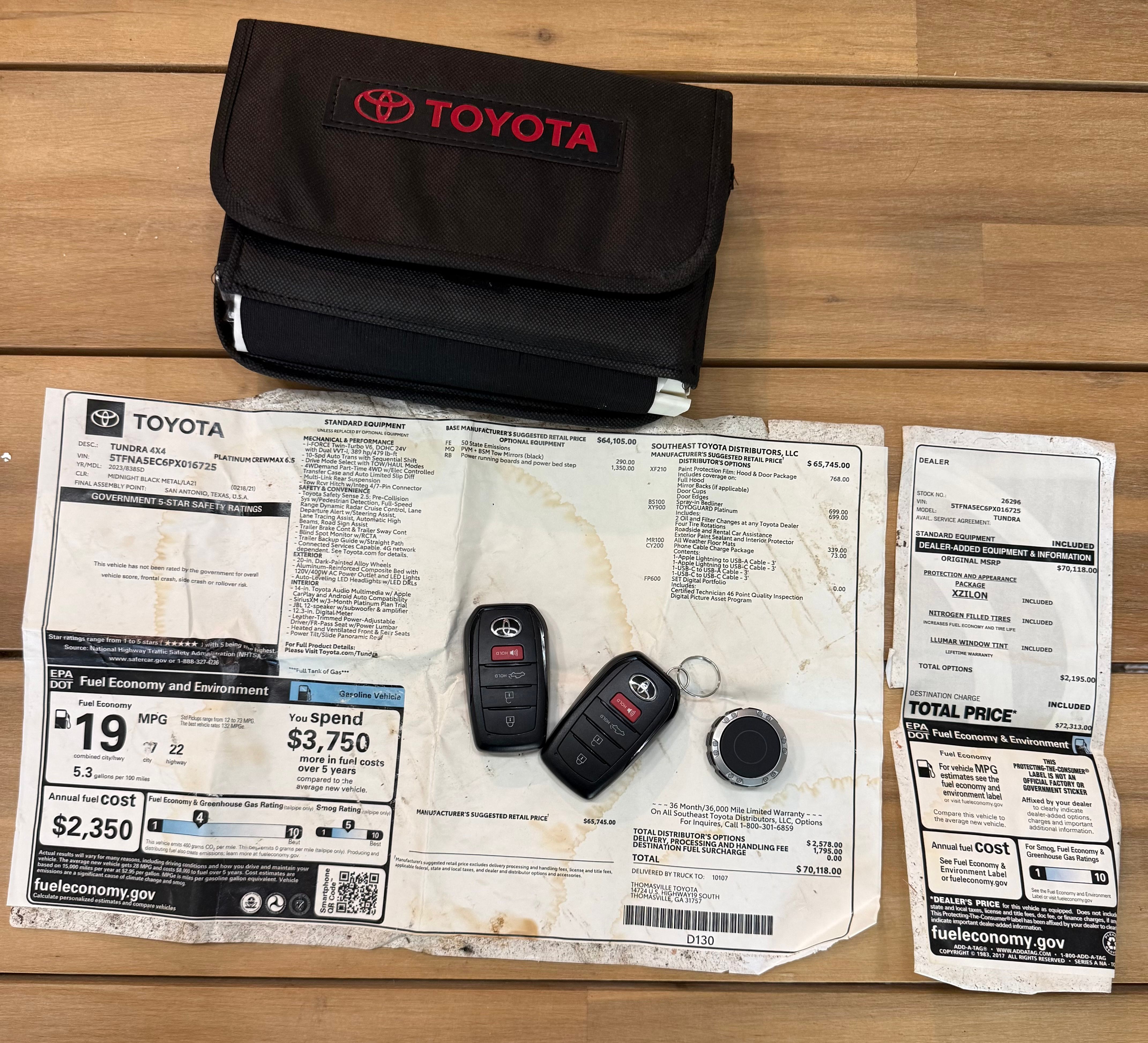 Used 2023 Toyota Tundra Platinum AWD/4WD image 28