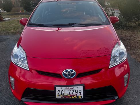 Used 2015 Toyota Prius Persona Series image 4