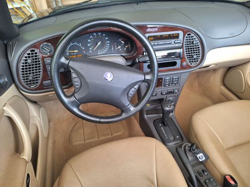 Used 2003 Saab 9-3 SE image 26