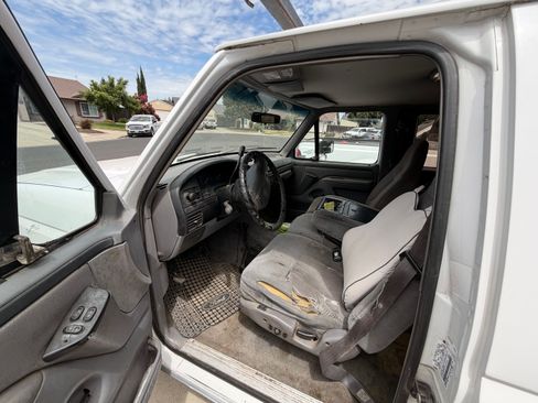 Used 1997 Ford F250 4x4 SuperCab Heavy Duty image 9