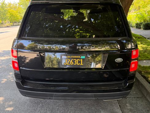 Used 2019 Land Rover Range Rover AWD/4WD image 4