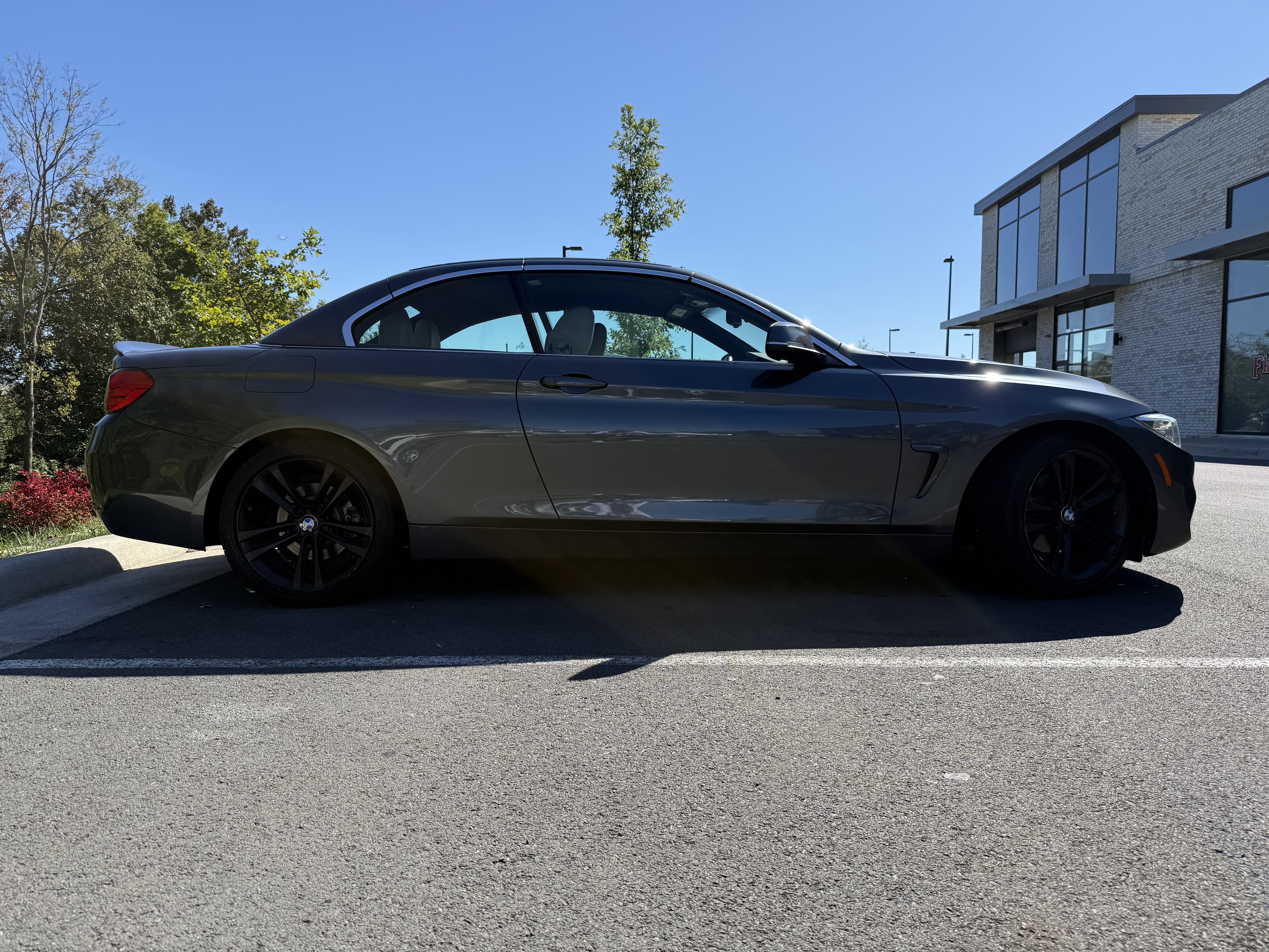 Used 2017 BMW 430i Convertible RWD image 9