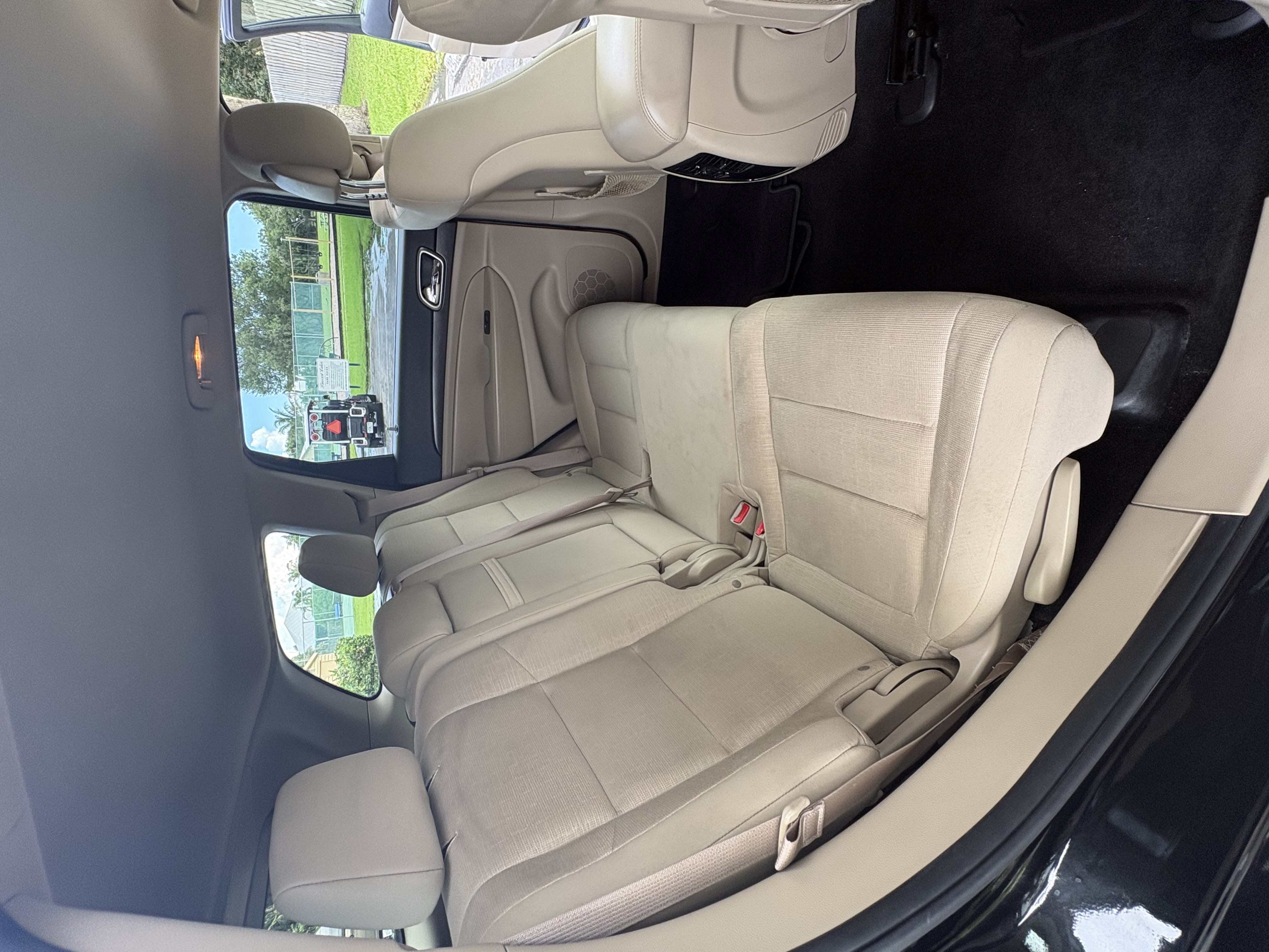 Used 2014 Jeep Grand Cherokee Laredo w/ Trailer Tow Group IV RWD image 25