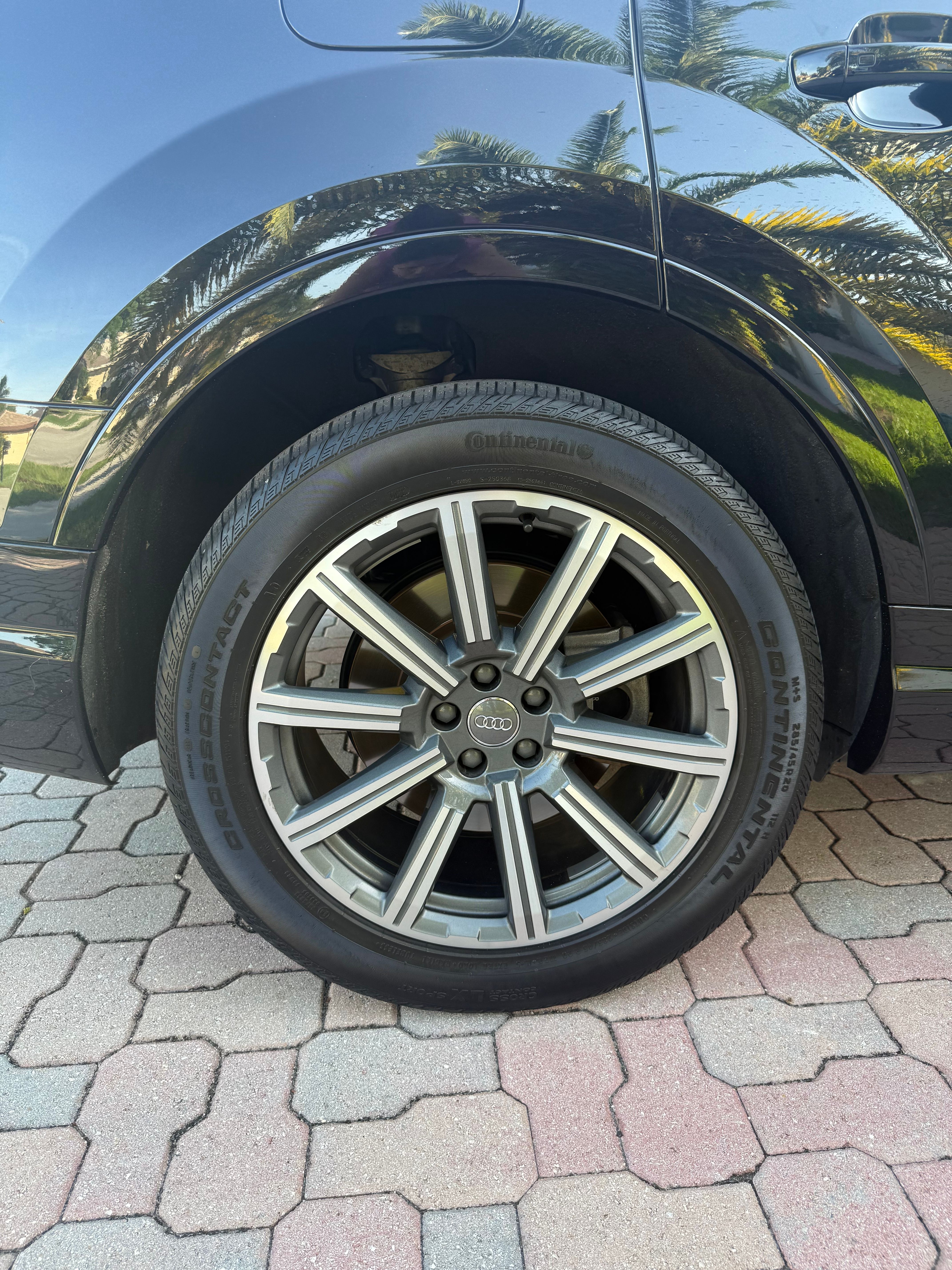 Used 2019 Audi Q7 3.0T Premium Plus w/ Premium Plus Package AWD/4WD image 10