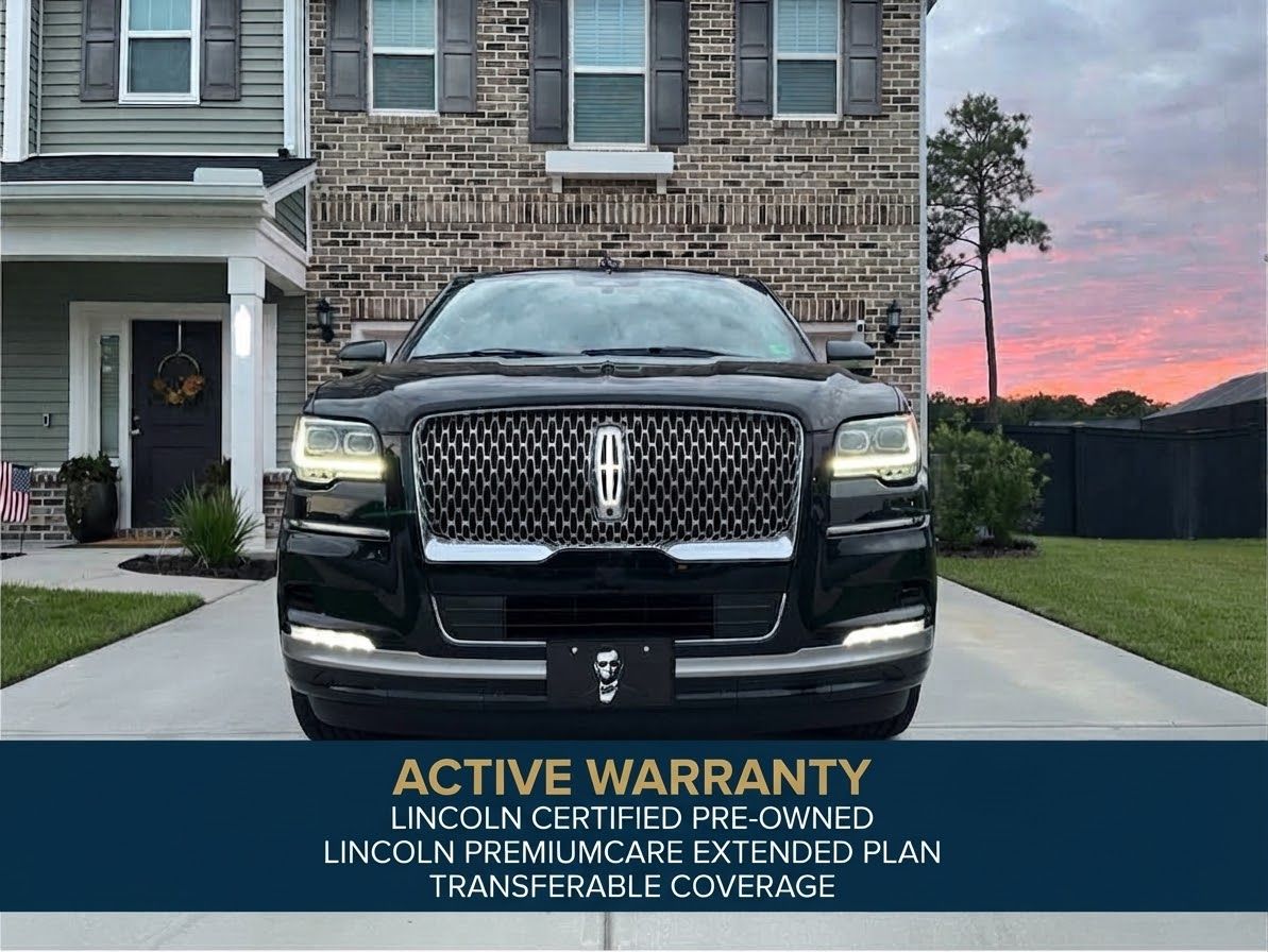 Used 2022 Lincoln Navigator L Reserve AWD/4WD image 2