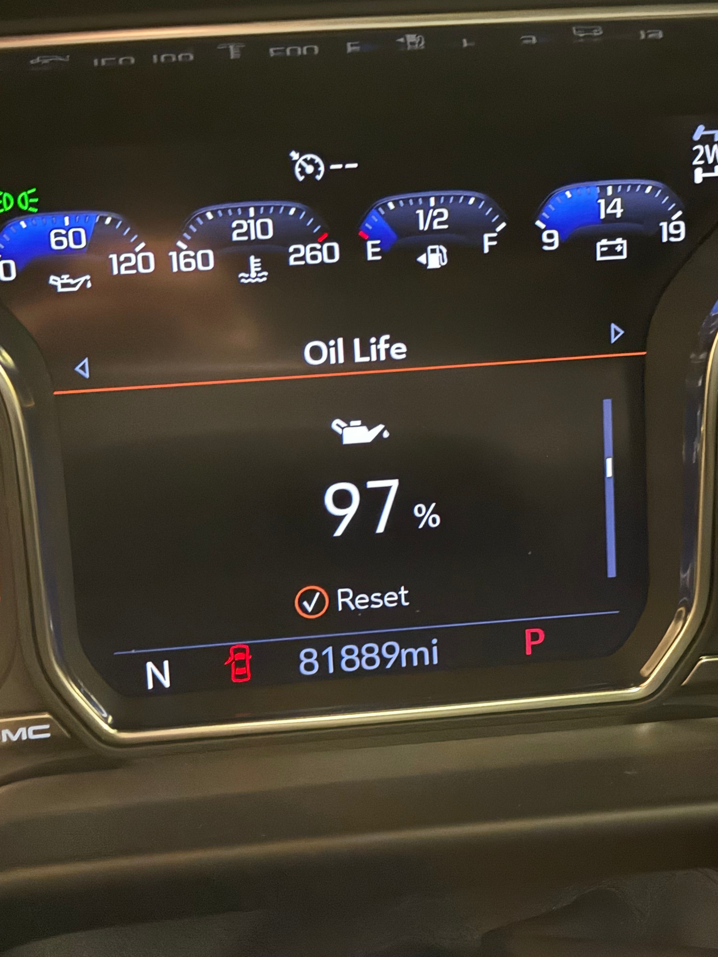 Used 2021 GMC Yukon XL SLT w/ SLT Luxury Package AWD/4WD image 15