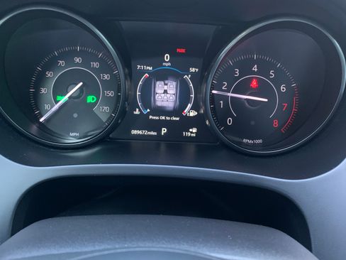 Used 2018 Jaguar E-PACE S AWD/4WD image 15