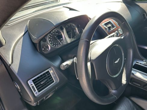 Used 2005 Aston Martin DB9 Coupe RWD image 9