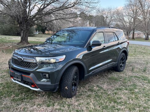 Used 2022 Ford Explorer Timberline image 24