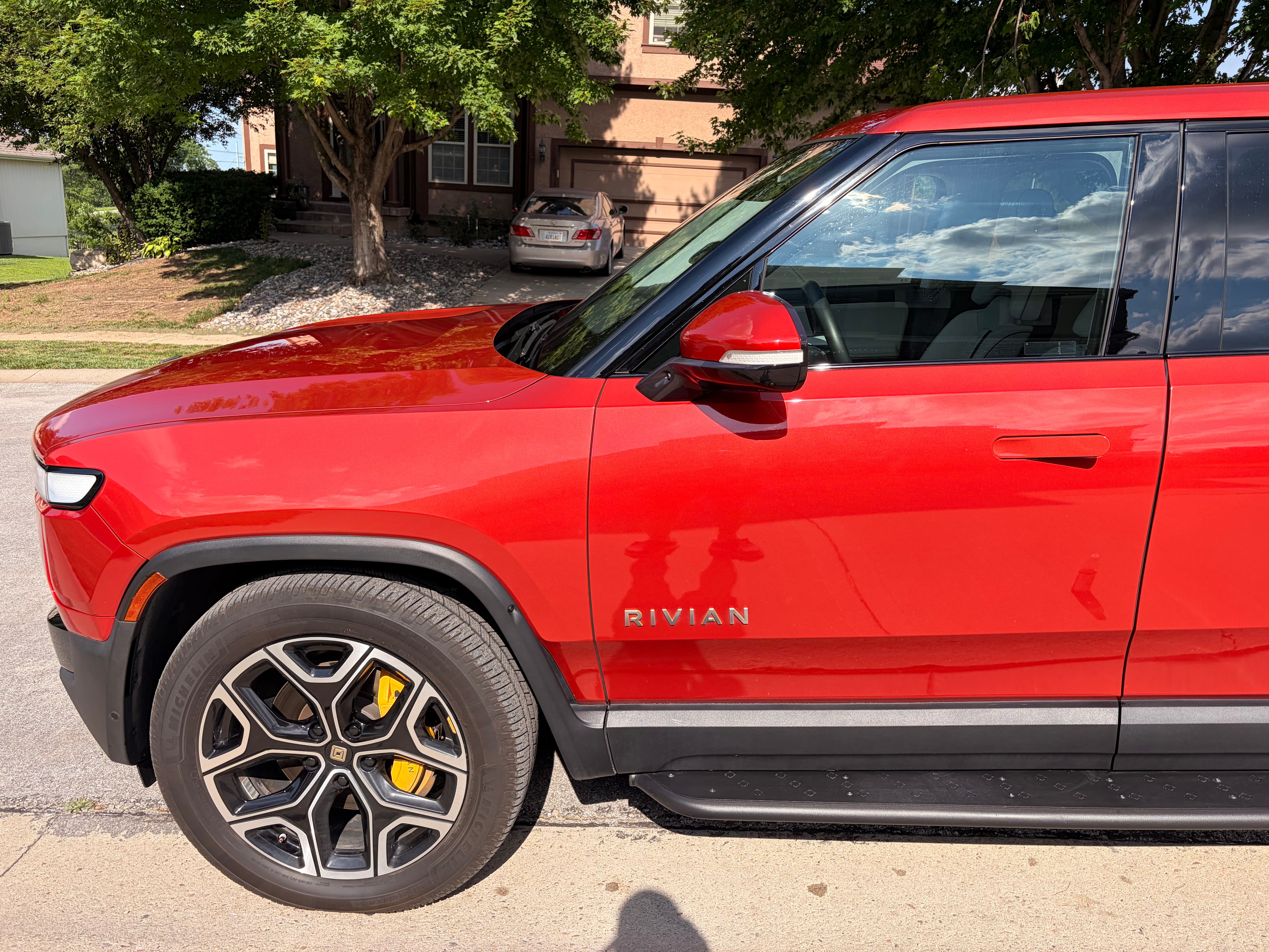 Used 2022 Rivian R1T Launch Edition AWD/4WD image 4