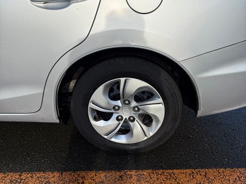 Used 2013 Honda Civic LX image 19