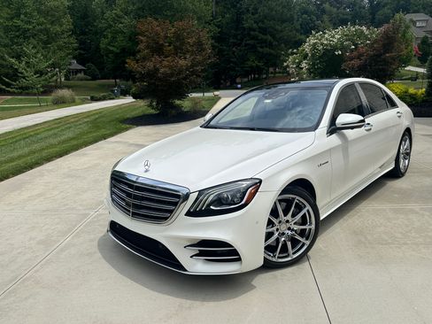 Used 2019 Mercedes-Benz S 560 Sedan image 1