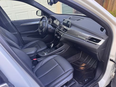 Used 2020 BMW X1 xDrive28i image 13